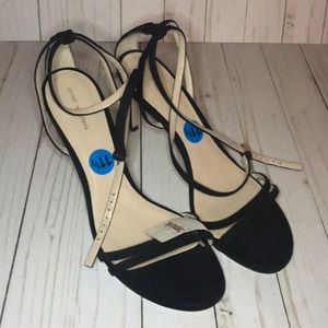 BRAND NEW STUART WEITZMAN HEELS